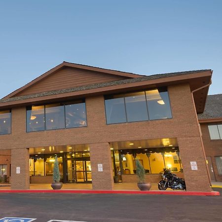 Best Western Plus Plaza Hotel Longmont Exterior photo